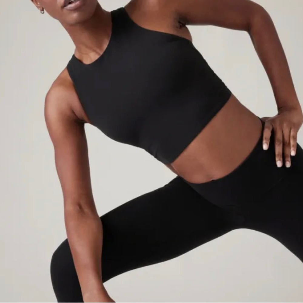 ATHLETA Conscious Crop Black Bra Tank, Powervita Soft, Size M, A-C Support